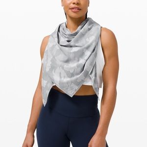 Lululemon All You Need Scarf
